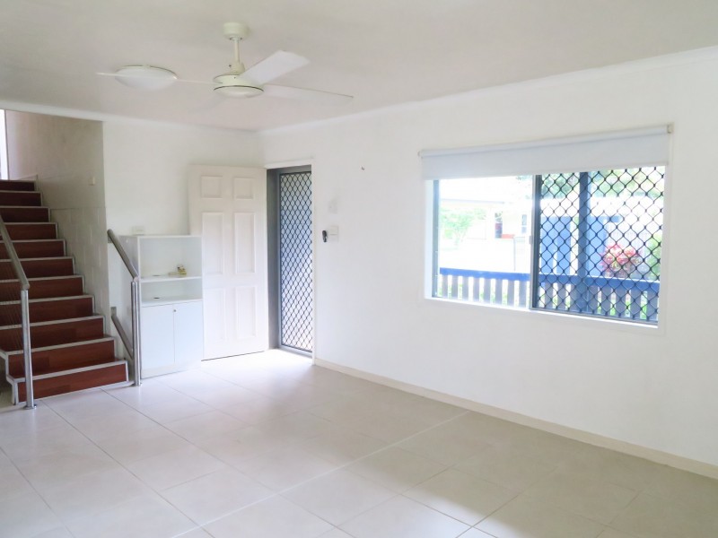 1 Torrance Avenue, Edge Hill QLD 4870