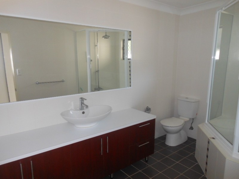 18 Wenlock Close, Mount Sheridan QLD 4868