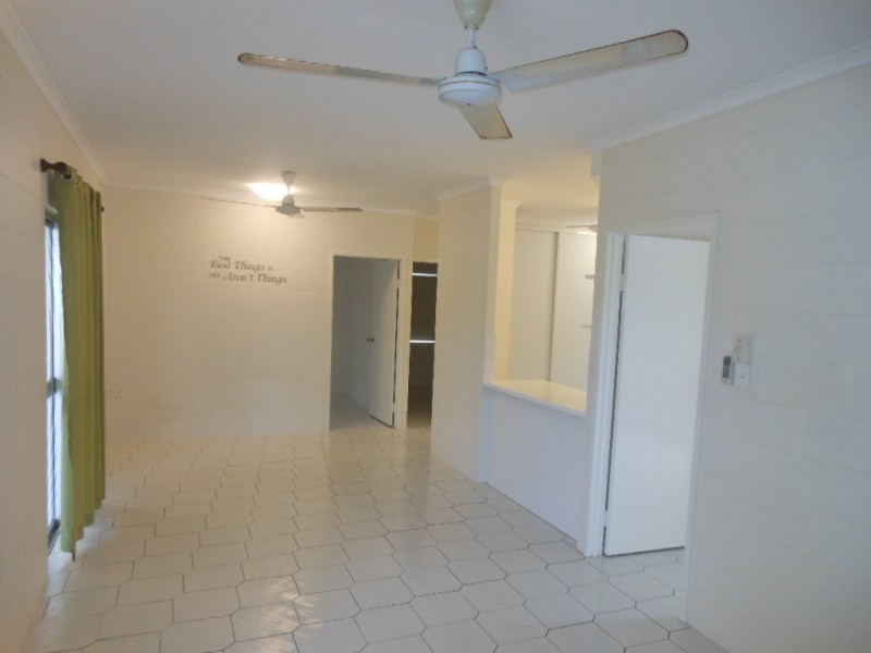 4 Idaho Close, White Rock QLD 4868