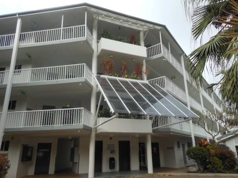 302 Coral Coast Drive, Palm Cove QLD 4879
