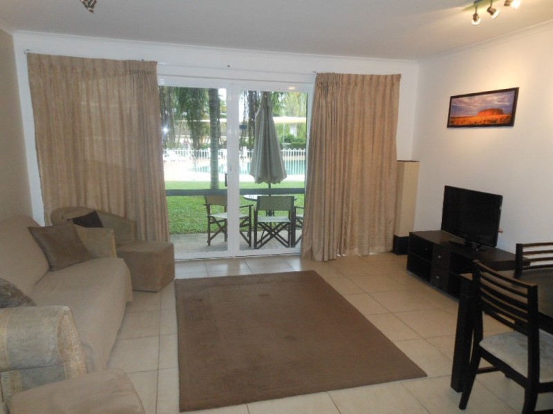 302 Coral Coast Drive, Palm Cove QLD 4879