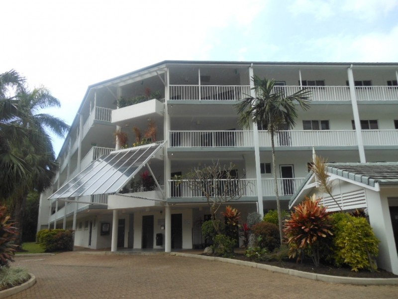 302 Coral Coast Drive, Palm Cove QLD 4879