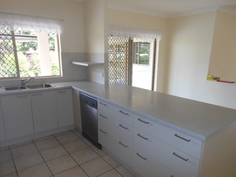 2 Daintree Close, Mount Sheridan QLD 4868