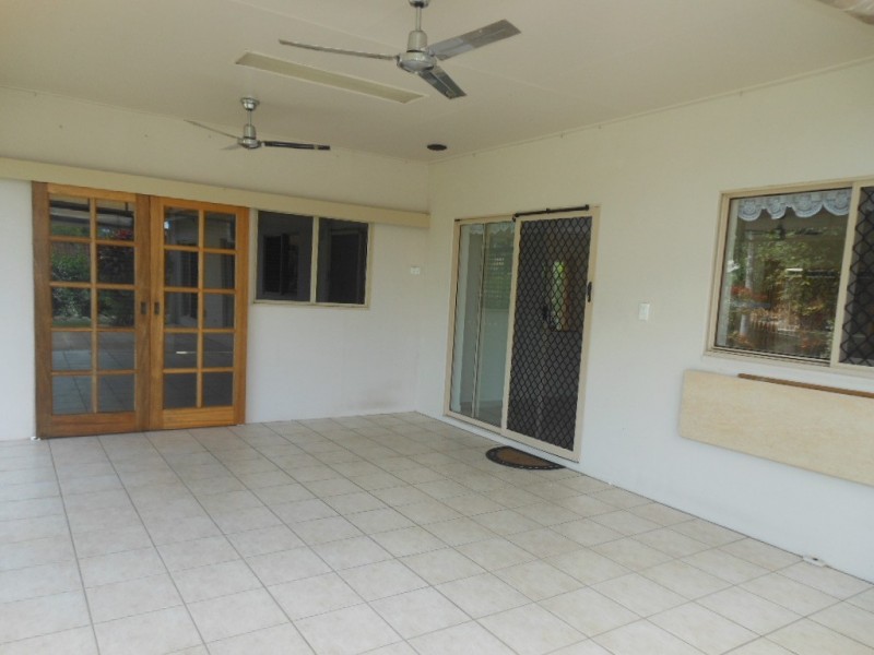 2 Daintree Close, Mount Sheridan QLD 4868