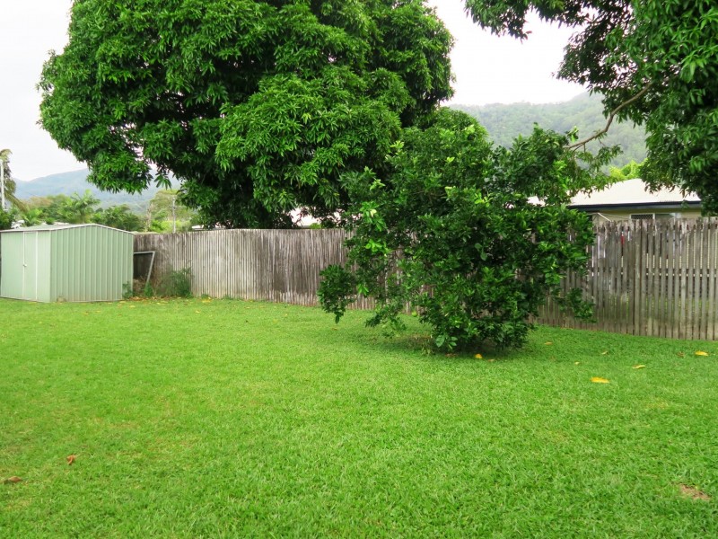 3 Brandt Close, Manoora QLD 4870