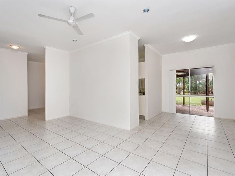 10 Finch Street, Bayview Heights QLD 4868