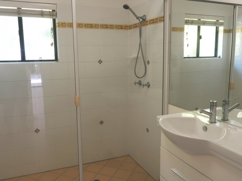 44 Orton Avenue, Kewarra Beach QLD 4879