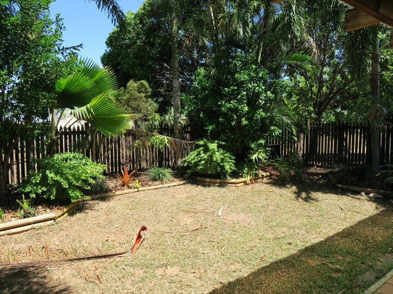 21 Small Leaf Close, Mount Sheridan QLD 4868