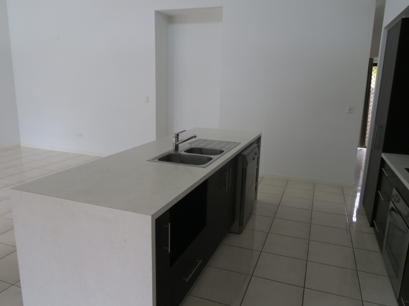 34 Woodrose Drive, Mount Sheridan QLD 4868