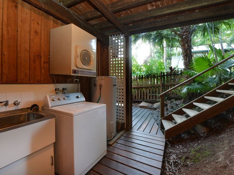 1 Stuart Street, Edge Hill QLD 4870