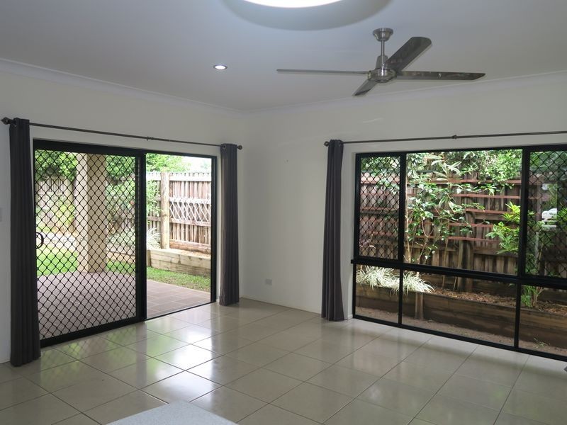 17 Derrick Street, Redlynch QLD 4870