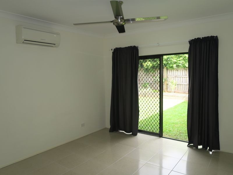 17 Derrick Street, Redlynch QLD 4870