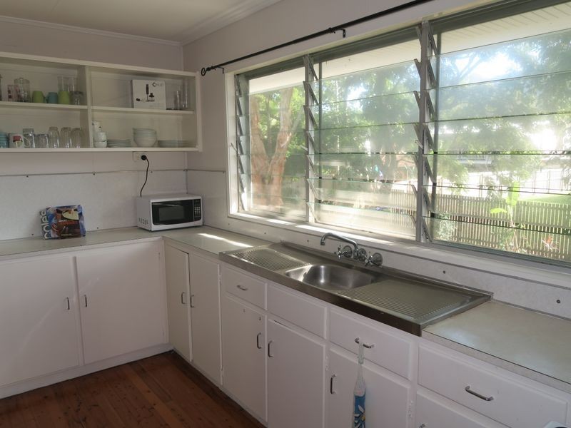 52 Richardson Street, Edge Hill QLD 4870