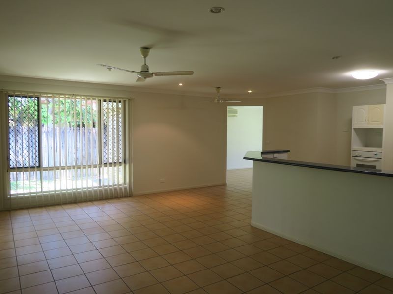 13 Obersky Close, Brinsmead QLD 4870