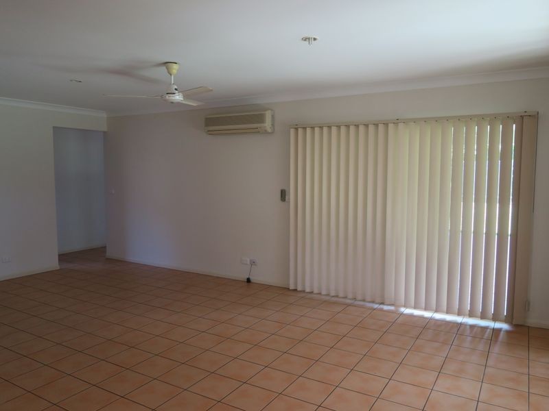 13 Obersky Close, Brinsmead QLD 4870