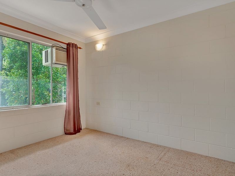2/199 Mcleod Street, Cairns North QLD 4870