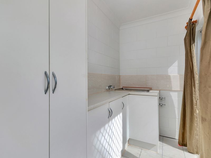 2/199 Mcleod Street, Cairns North QLD 4870