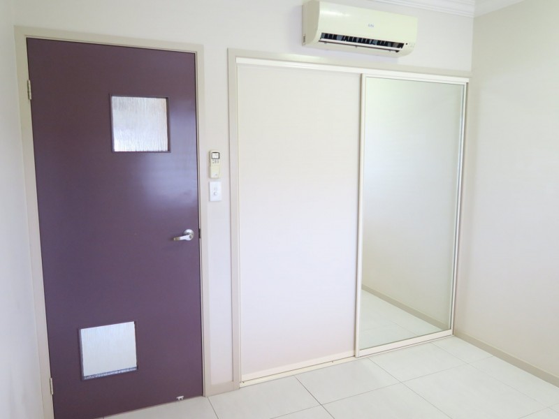 126/22 Ward Street, Mooroobool QLD 4870