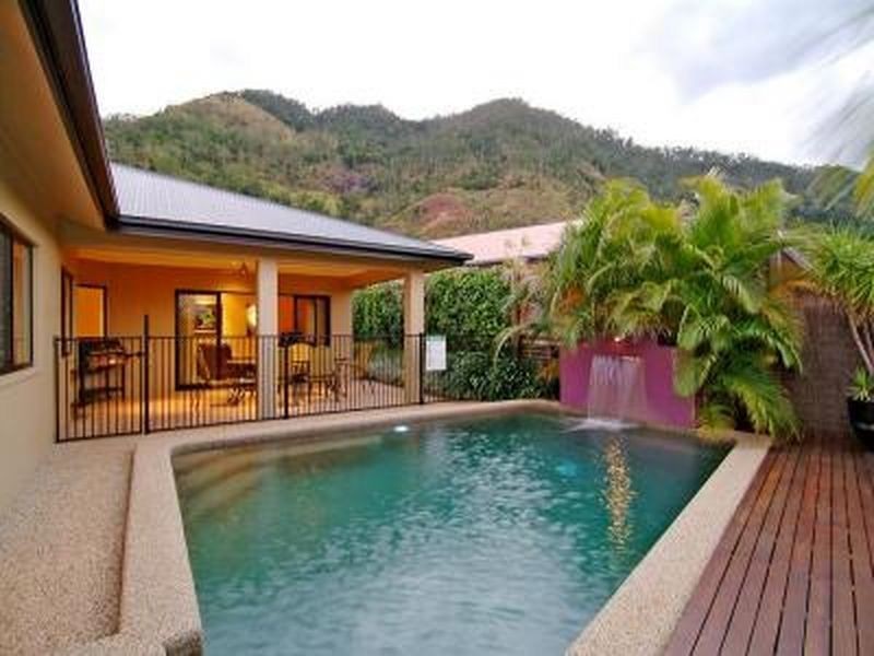 4 Yellowfin Close, Kanimbla QLD 4870