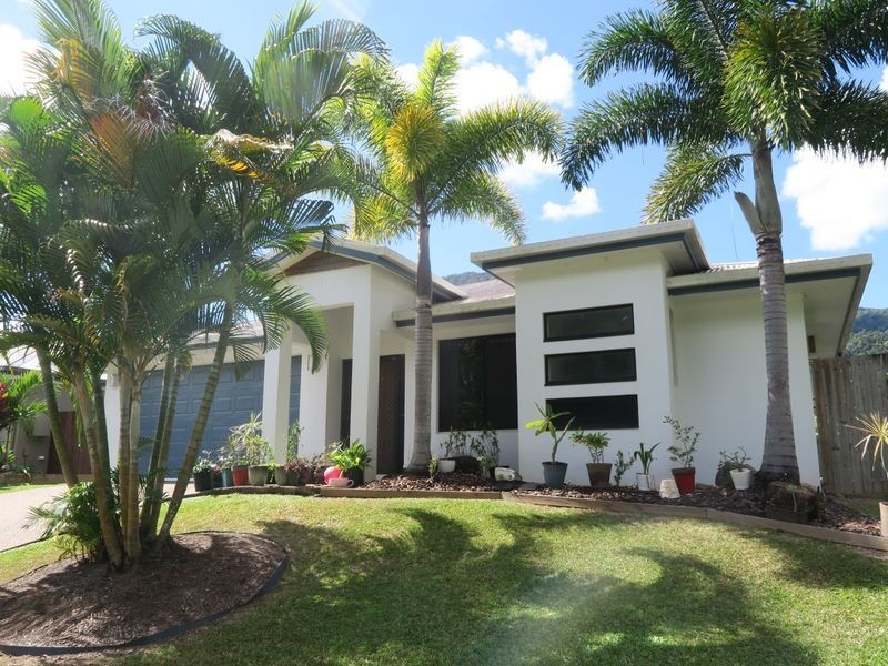 9 Stringer Close, Redlynch QLD 4870