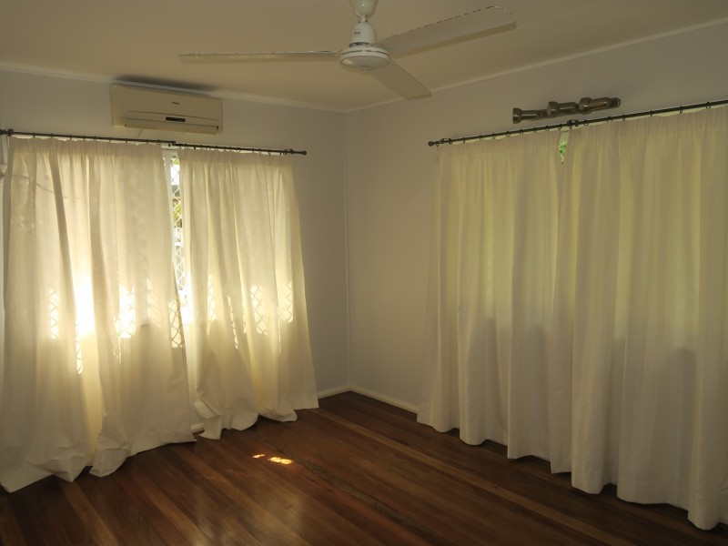 10 Wilunga Street, Stratford QLD 4870