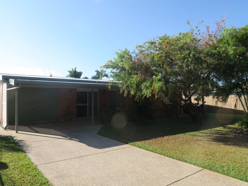 61 Amethyst Street, Bayview Heights QLD 4868