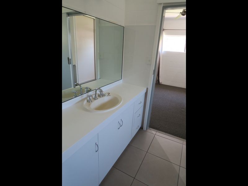 2 Gallo Street, Brinsmead QLD 4870