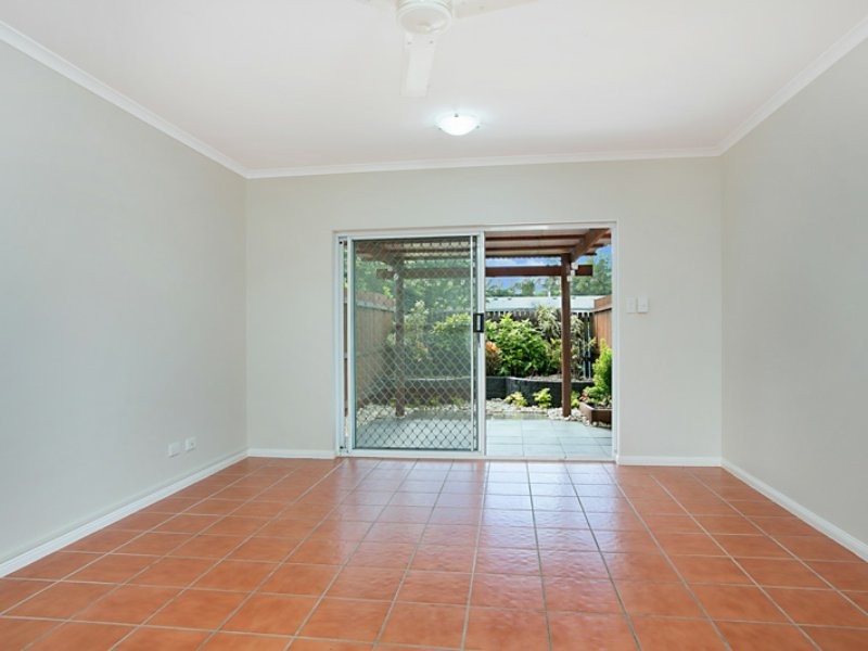 4/12 Le Grande Street, Freshwater QLD 4870