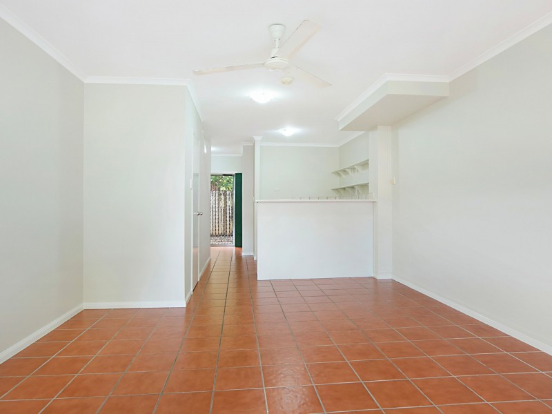 4/12 Le Grande Street, Freshwater QLD 4870