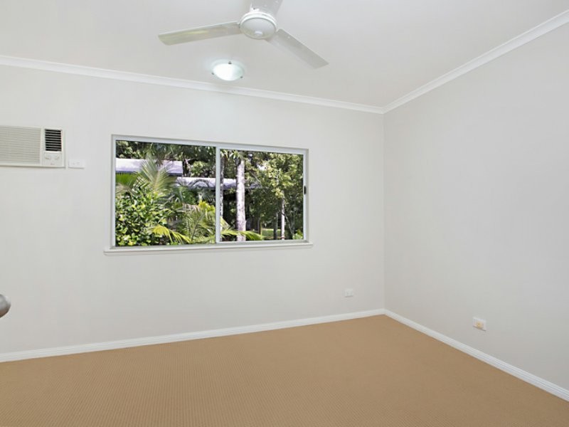 4/12 Le Grande Street, Freshwater QLD 4870