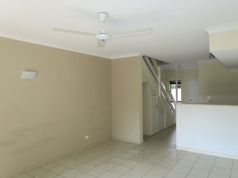 4/177-179 Kamerunga Road, Freshwater QLD 4870