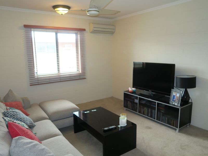 288 Buchan Street, Westcourt QLD 4870