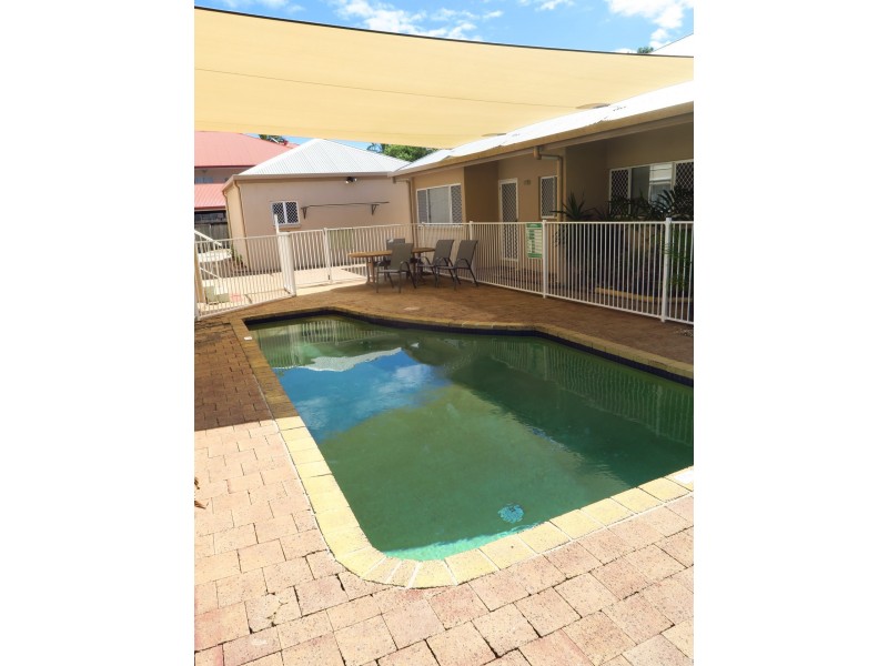 1/22 Springfield Crescent, Manoora QLD 4870