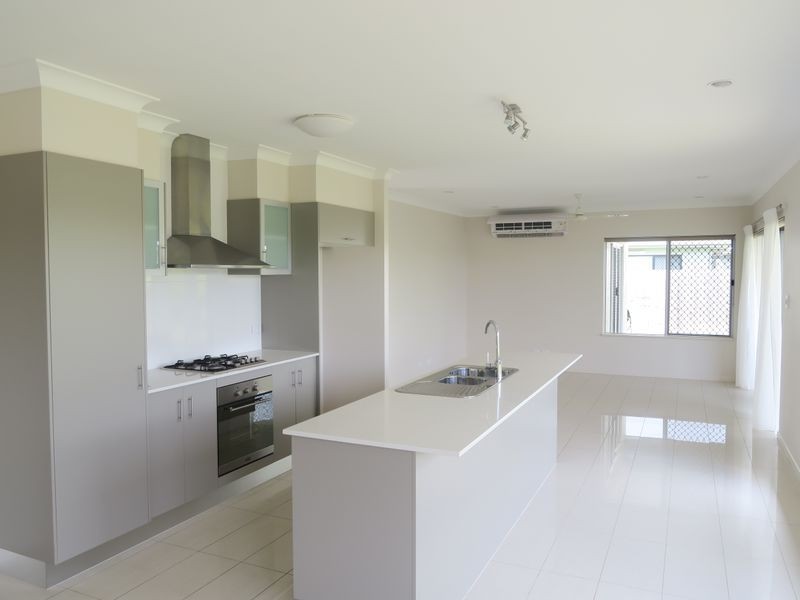 43 Landsborough Drive, Smithfield QLD 4878