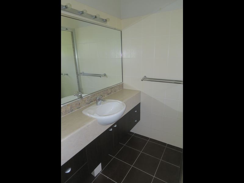 11 Lavender Street, Mooroobool QLD 4870