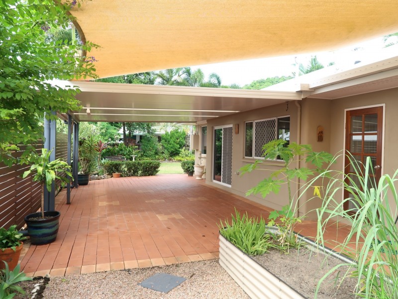 5 Wills Street, Brinsmead QLD 4870