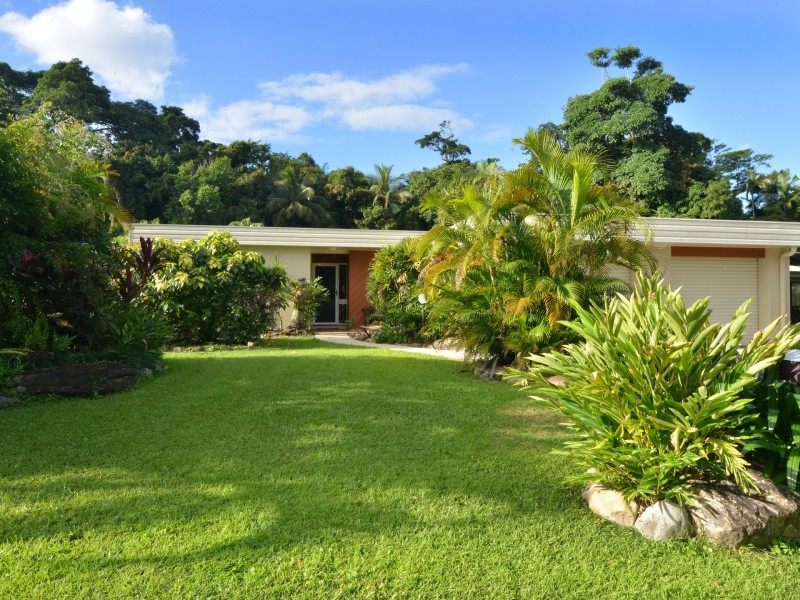 18 Lomond Close, Edge Hill QLD 4870