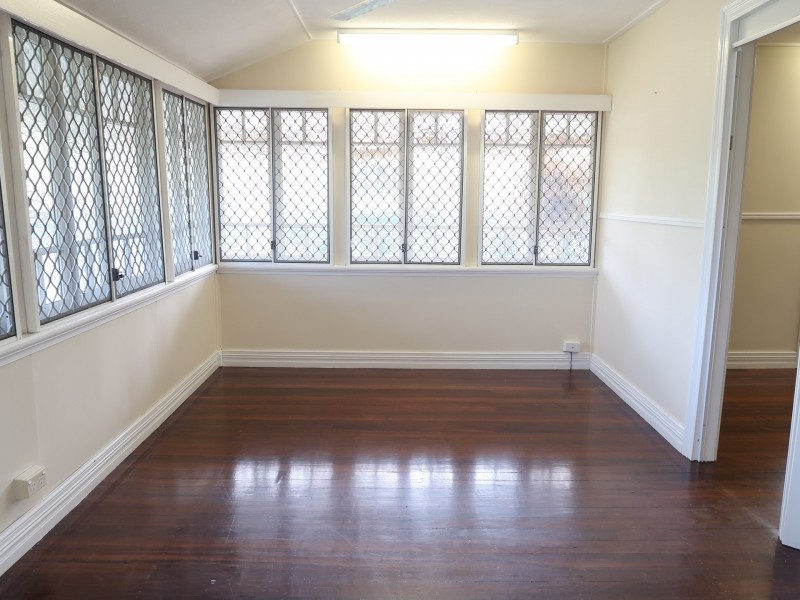 148 Hoare Street, Manunda QLD 4870