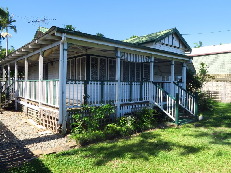 148 Hoare Street, Manunda QLD 4870