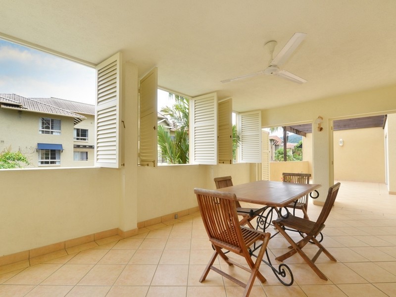 404/2 Greenslopes Street, Cairns North QLD 4870