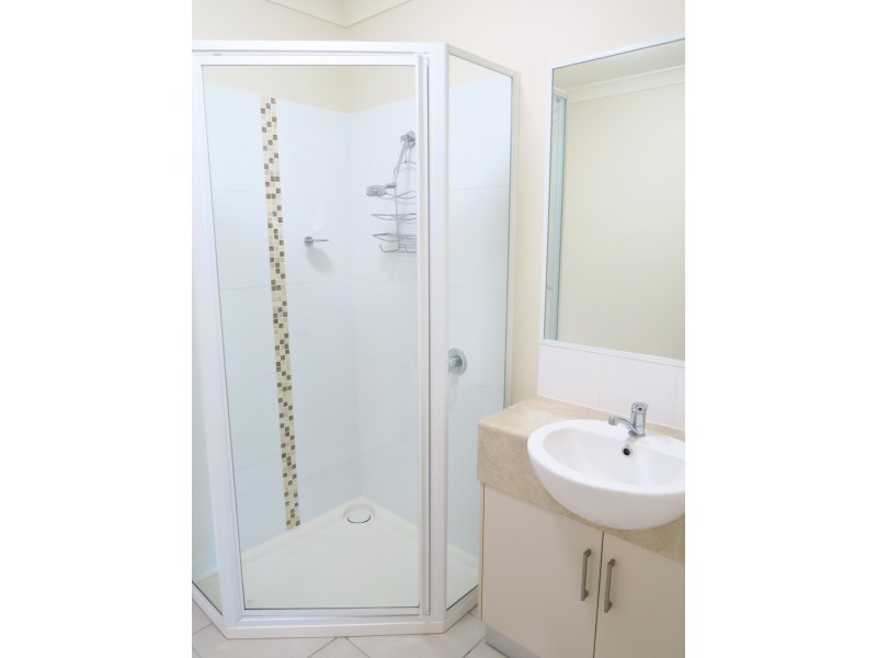 12/21-29 Giffin Road, White Rock QLD 4868