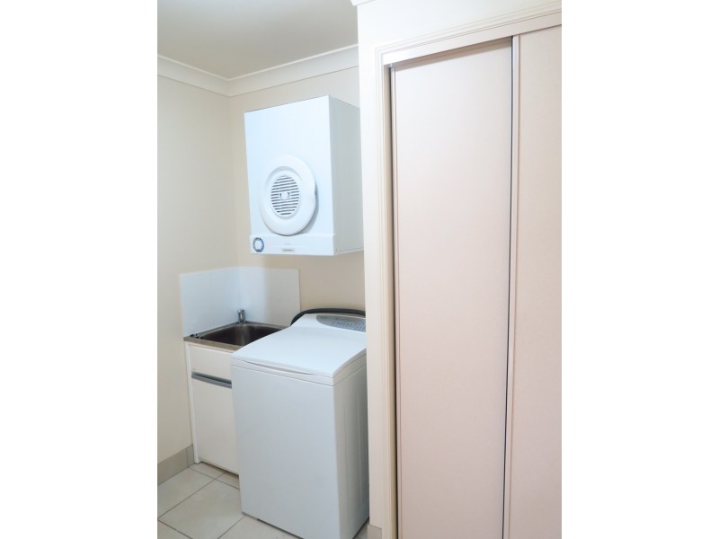 12/21-29 Giffin Road, White Rock QLD 4868
