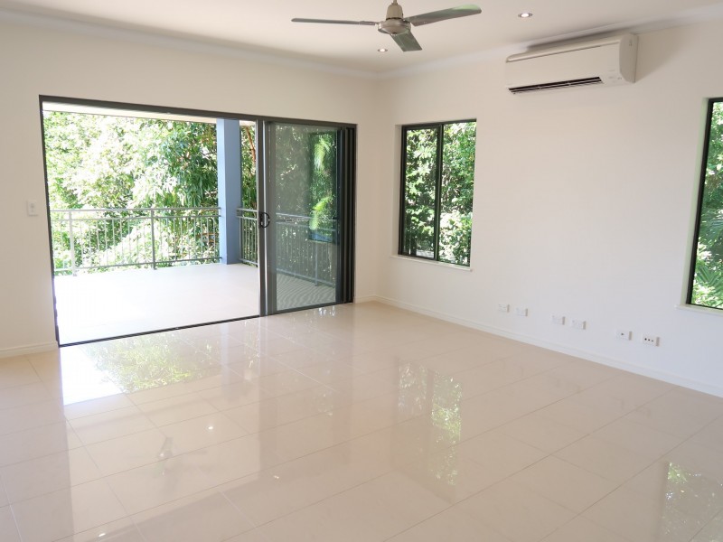 14 Grace Close, Whitfield QLD 4870