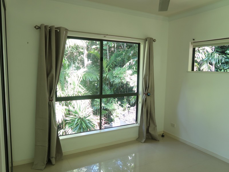 14 Grace Close, Whitfield QLD 4870