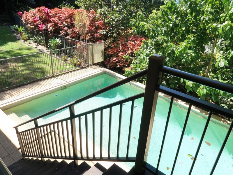 14 Grace Close, Whitfield QLD 4870