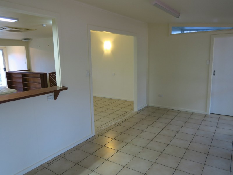 25 Duignan Street, Whitfield QLD 4870