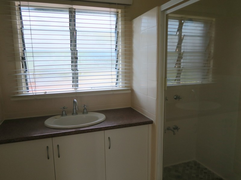 25 Duignan Street, Whitfield QLD 4870