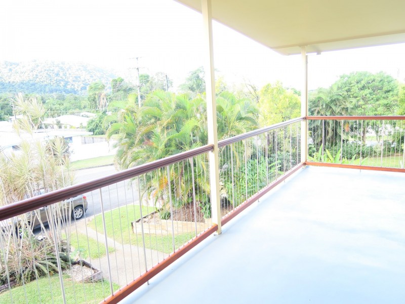 25 Duignan Street, Whitfield QLD 4870