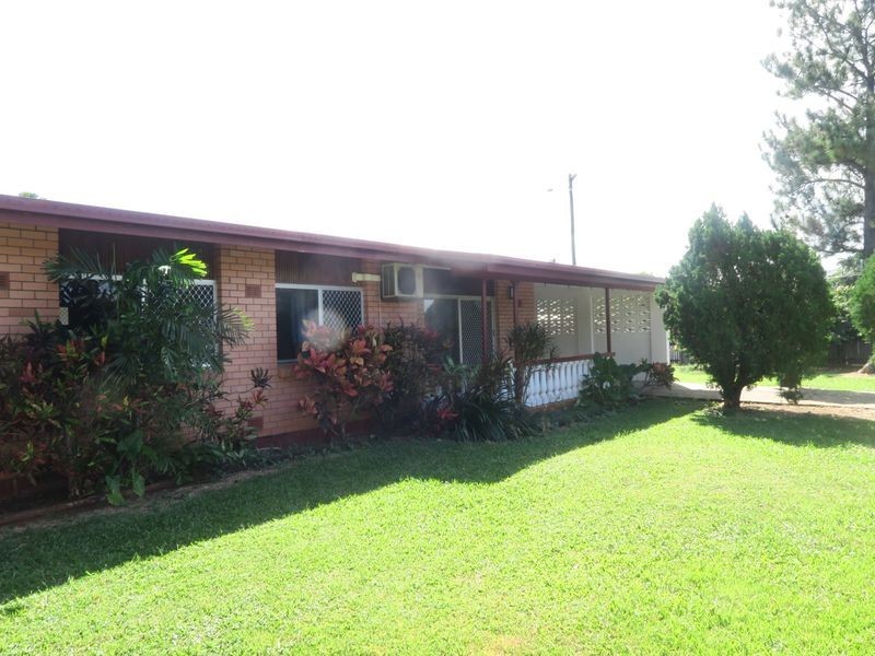 299 McCoombe Street, Mooroobool QLD 4870