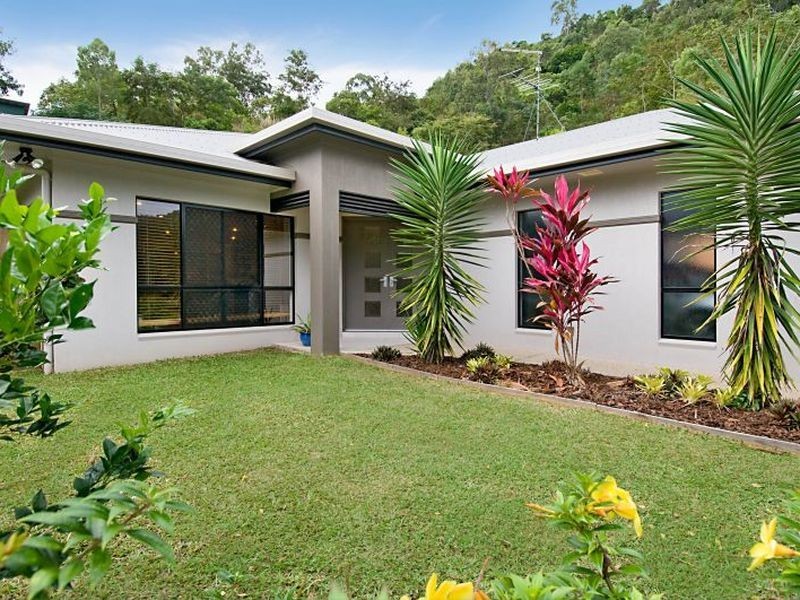 9 Fantan Close, Redlynch QLD 4870